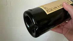 Varför gör man egentligen en fördjupning i botten på vin- och champagneflaskor?